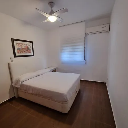 Privado 7 Min De La Playa Piscina Wifi Parking Aire Barbacoa Grupos Semesterbostad