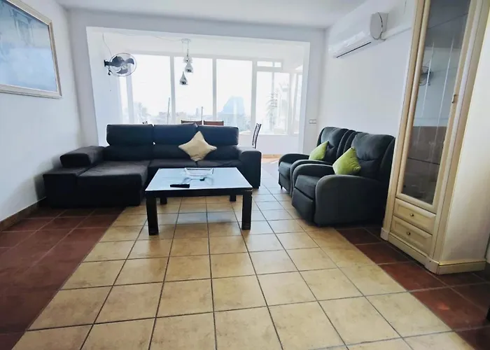 Privado 7 Min De La Playa Piscina Wifi Parking Aire Barbacoa Grupos Vakantiehuis