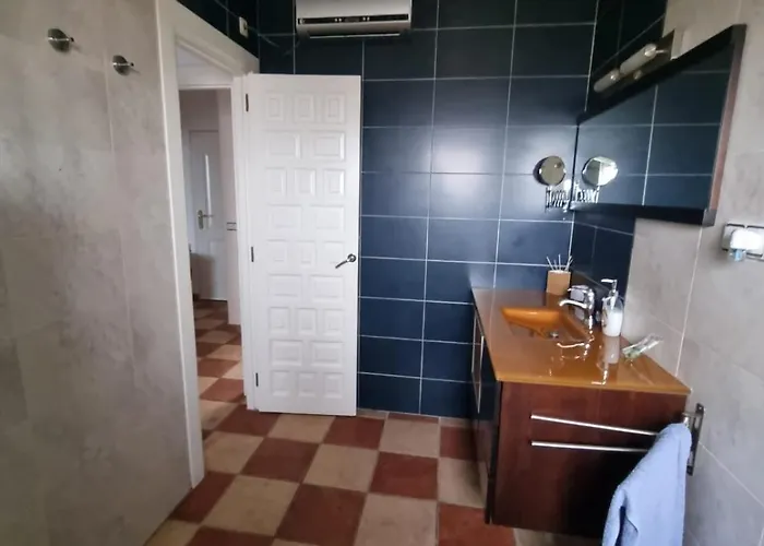 Privado 7 Min De La Playa Piscina Wifi Parking Aire Barbacoa Grupos