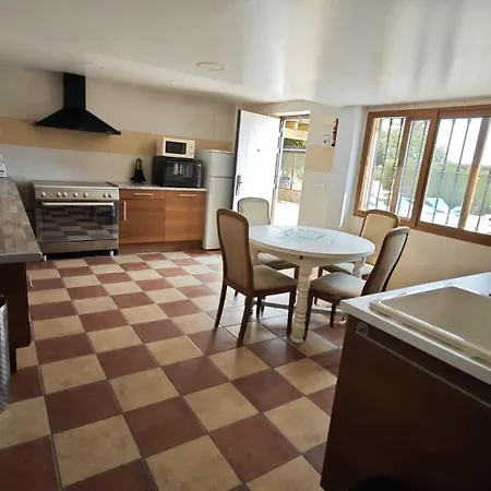 Privado 7 Min De La Playa Piscina Wifi Parking Aire Barbacoa Grupos Casa vacanze *