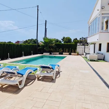 Privado 7 Min De La Playa Piscina Wifi Parking Aire Barbacoa Grupos Tatil Evi *