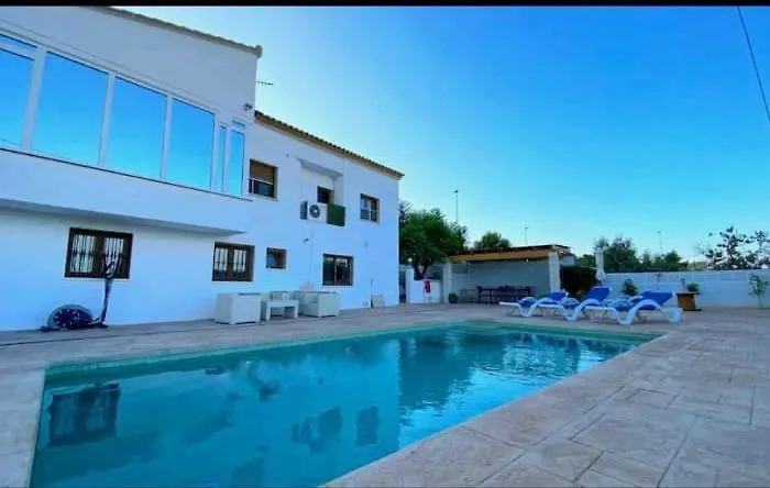 Privado 7 Min De La Playa Piscina Wifi Parking Aire Barbacoa Grupos קלפה