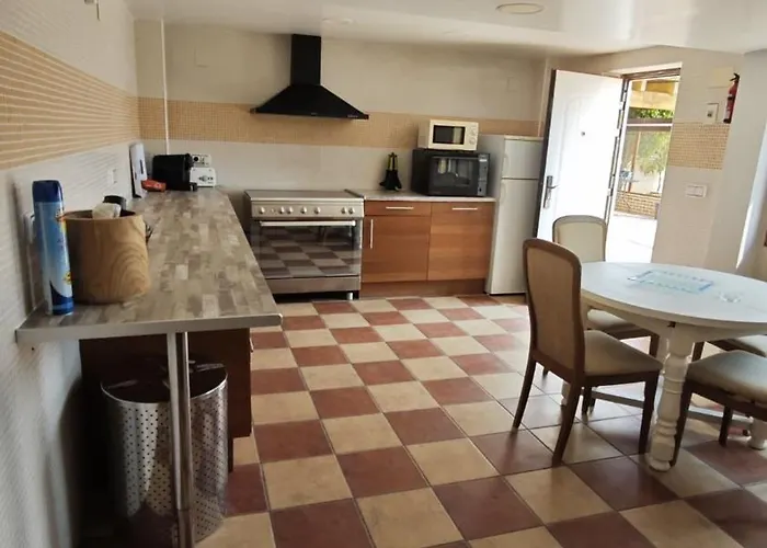 בית נופש Privado 7 Min De La Playa Piscina Wifi Parking Aire Barbacoa Grupos קלפה